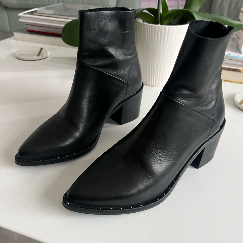 JONAK PARIS Black Leather Mini Stud Ankle Boots Indie Sleeze Cool Girl Hipster